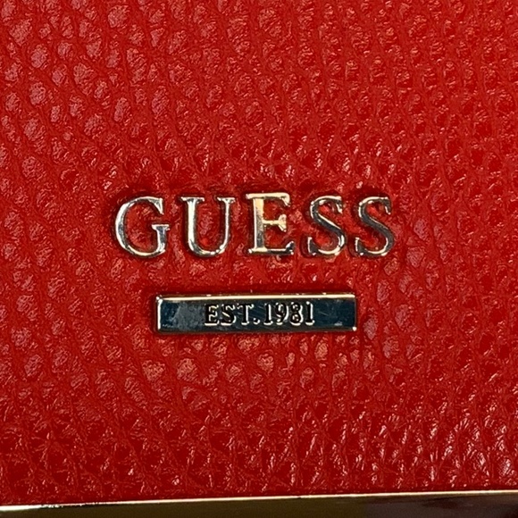 NWOT! Guess Tomato Red Faux Pebbled Leather with Silver Tone Hardware Wallet! - Picture 2 of 9